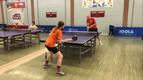 Foto 10 Iedereen speelt (uiteraard) tegen elkaar